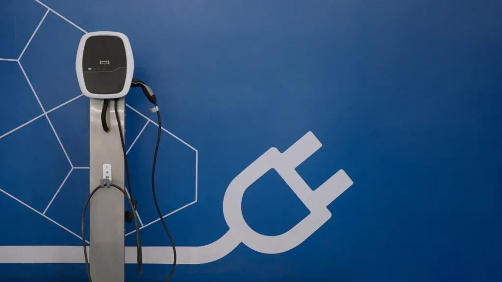 社用車に”リユースEV導入”で脱炭素化を推進｜SMAS（住友三井オートサービス）と住友倉庫グループ